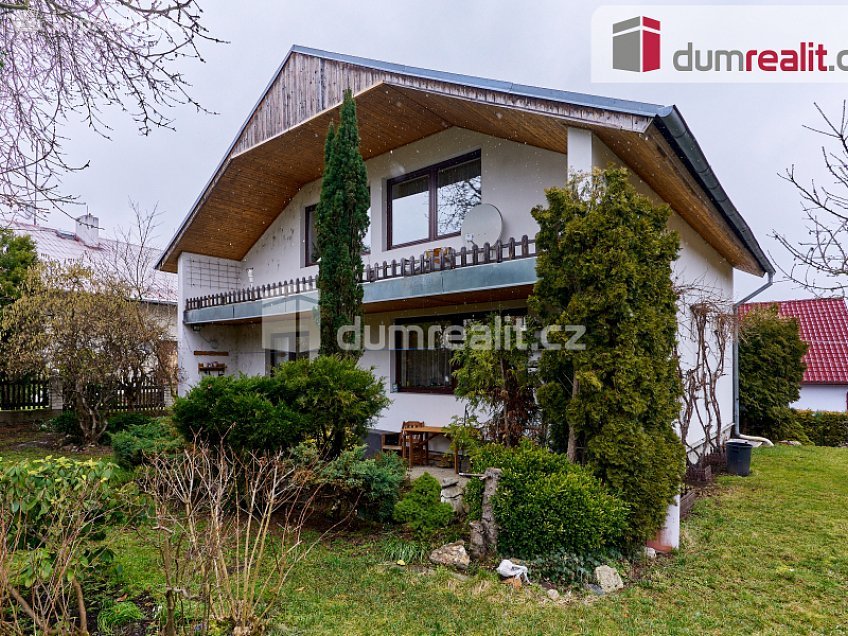 Prodej  rodinného domu 242 m^2 V. B. Třebízského, Kynšperk nad Ohří 