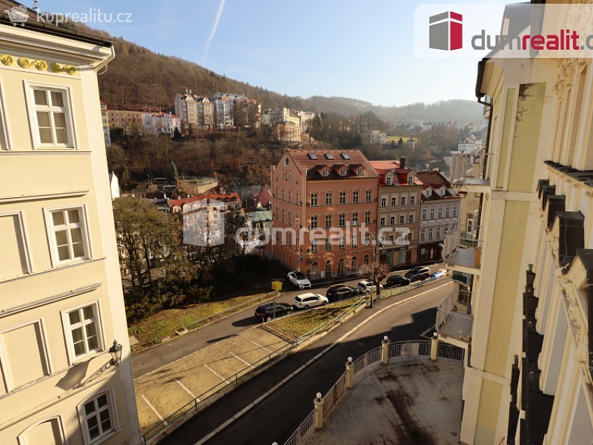 Pronájem bytu 3+kk 113 m^2 Zámecký vrch, Karlovy Vary 