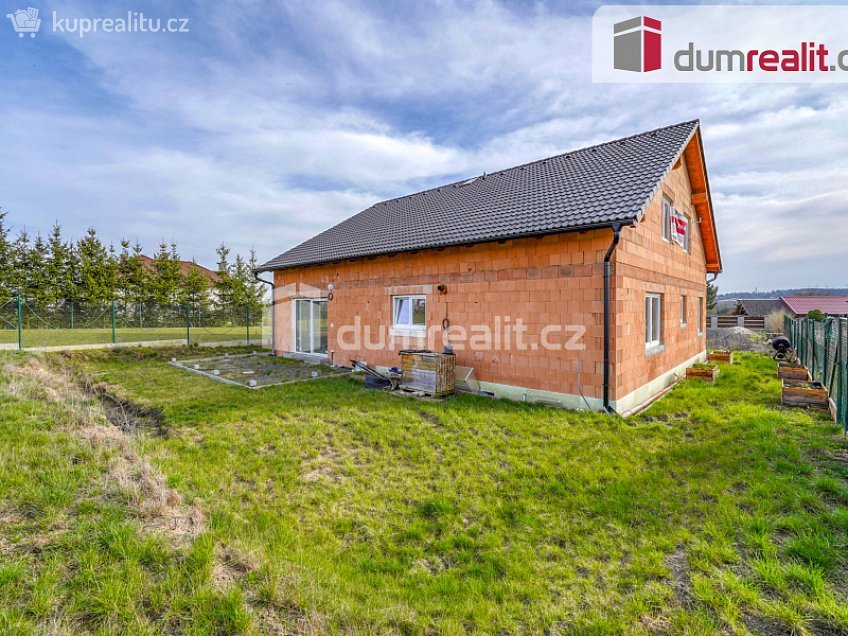 Prodej  rodinného domu 280 m^2 K Samotě, Heřmanova Huť 