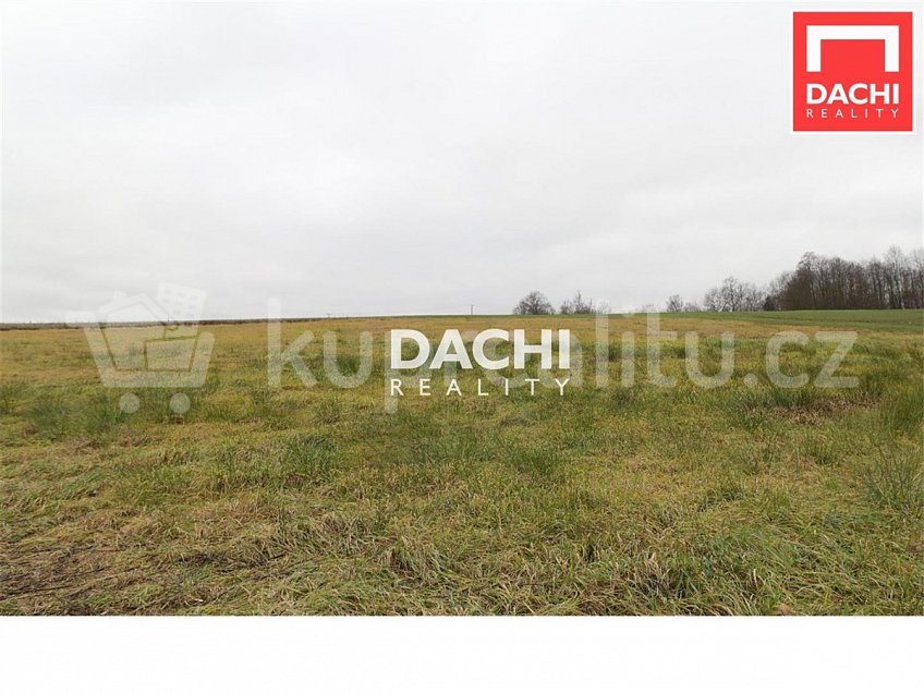Prodej  stavebního pozemku 1313 m^2 Vojkovice Česká republika