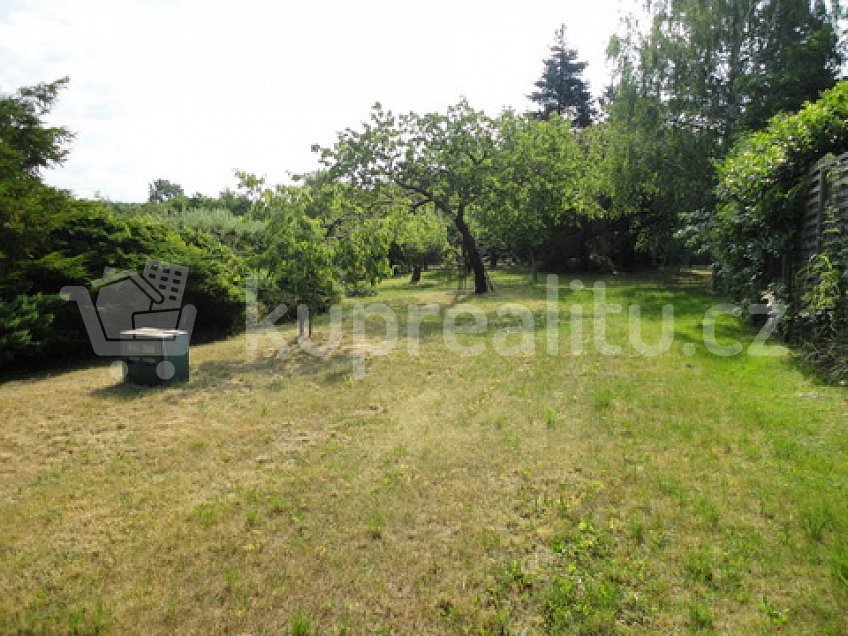 Prodej  zahrady 1831 m^2 Brno - Jehnice 62100