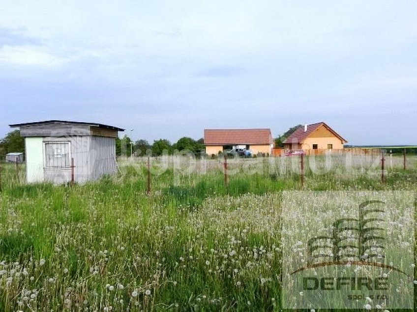 Prodej  stavebního pozemku 890 m^2 Vysoká Česká republika