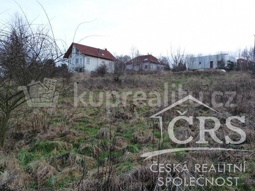 Prodej  stavebního pozemku 1370 m^2 Kamenice Česká republika