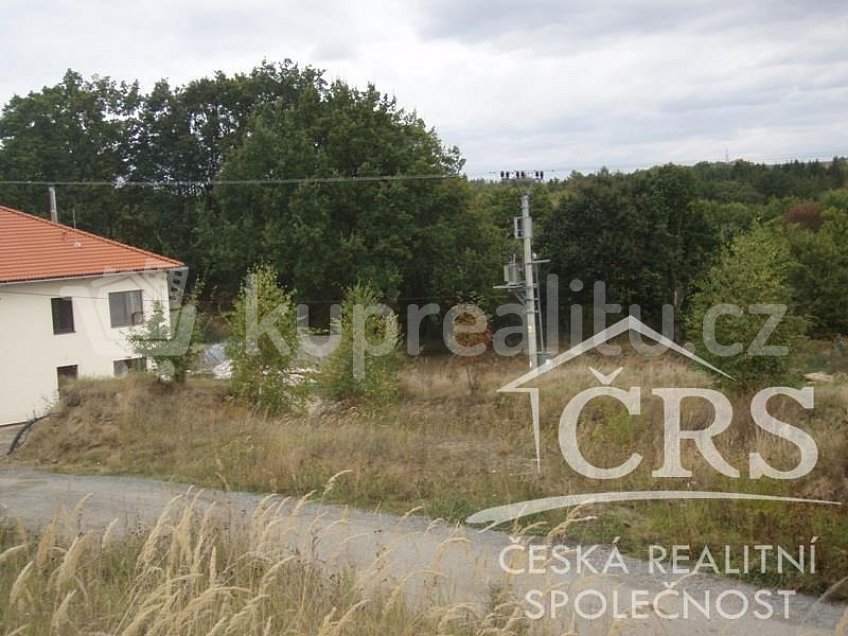 Prodej  stavebního pozemku 1417 m^2 Kamenice Česká republika