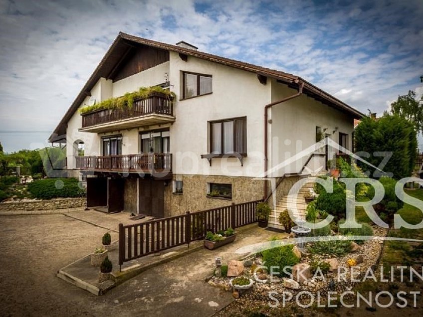 Prodej  rodinného domu 530 m^2 Vraňany Česká republika