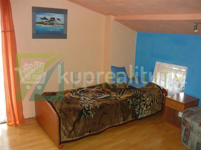 Prodej  rodinného domu 120 m^2 Úpice 54232