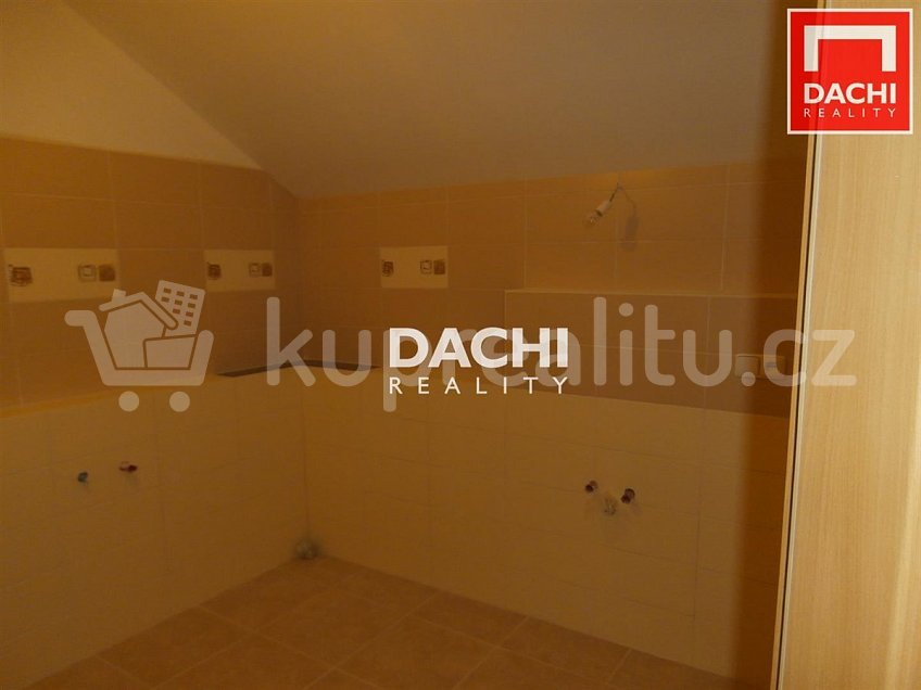 Prodej  rodinného domu 110 m^2 Bělkovice-Lašťany 78316