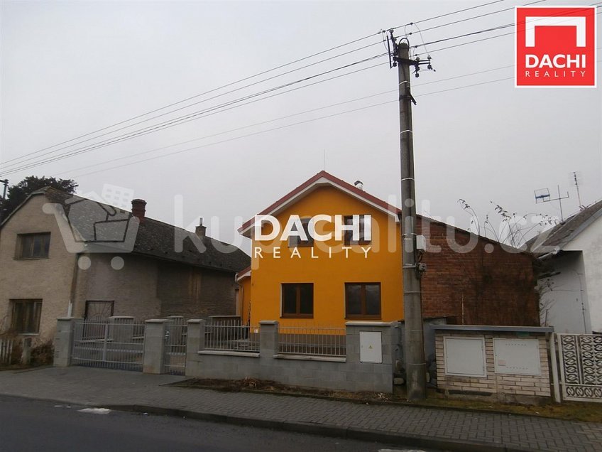 Prodej  rodinného domu 110 m^2 Bělkovice-Lašťany 78316