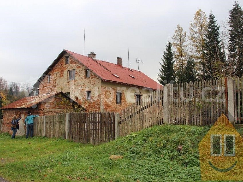 Prodej  rodinného domu 240 m^2 Chřibská 40744