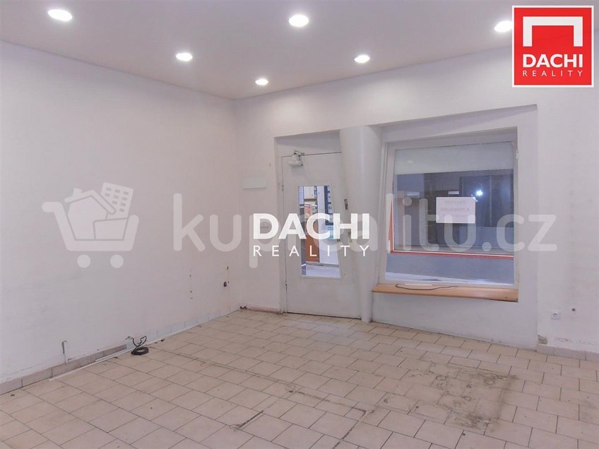 Pronájem  obchodních prostor 19 m^2 Horní náměstí 26/409, Olomouc 77900