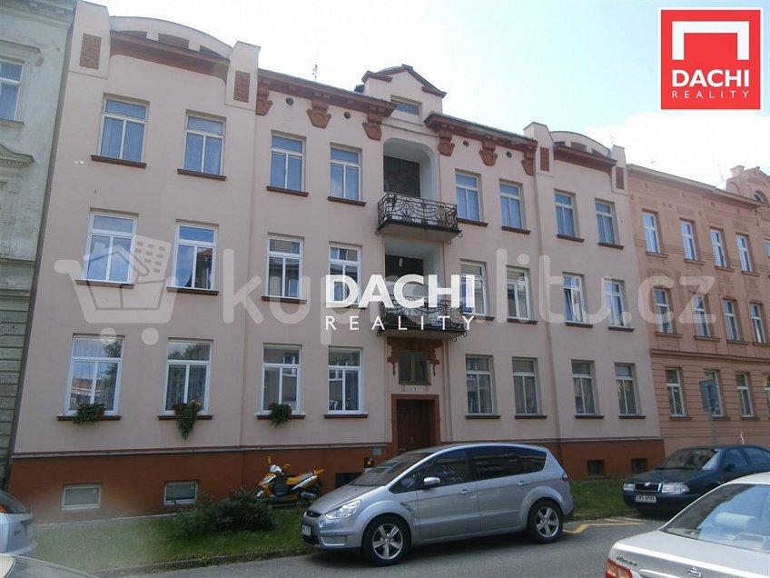 Pronájem bytu 3+1 90 m^2 Grégrova, Olomouc 77900