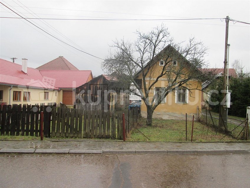 Prodej  rodinného domu 115 m^2 Vlachovice 76324