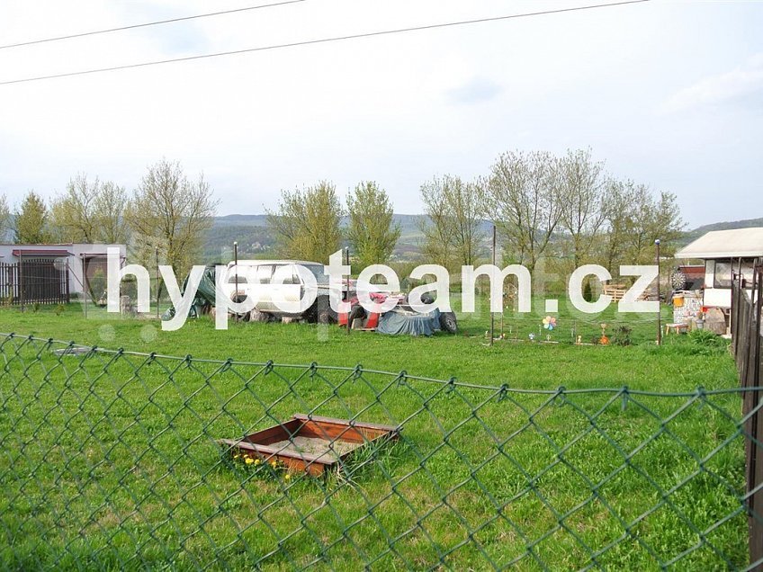 Prodej  stavebního pozemku 3208 m^2 Ústí nad Labem-město 40010