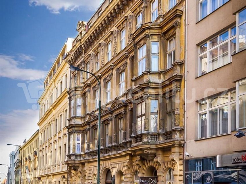 Prodej bytu atypický 115 m^2 Štěpánská 20/1677, Praha 1 11000