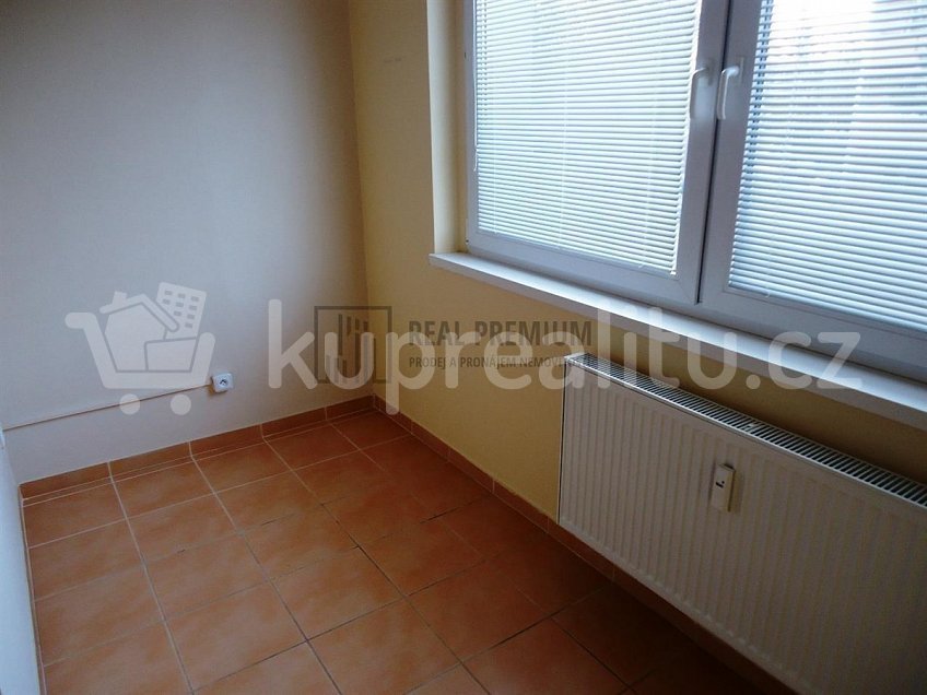 Prodej bytu 2+1 62 m^2 Uherské Hradiště 68606