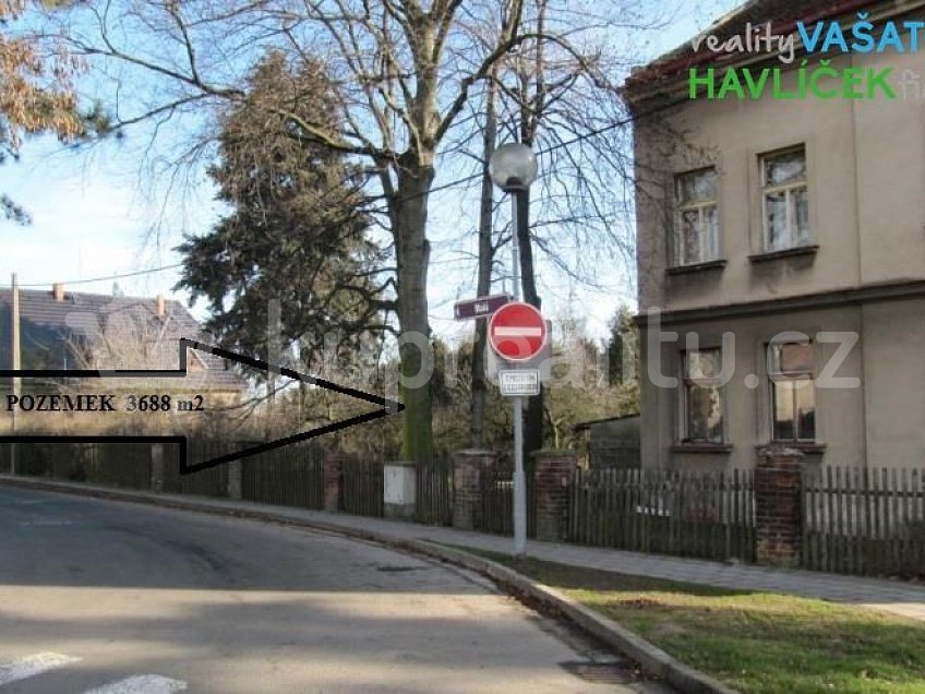 Prodej  stavebního pozemku 4121 m^2 Hradec Králové Česká republika