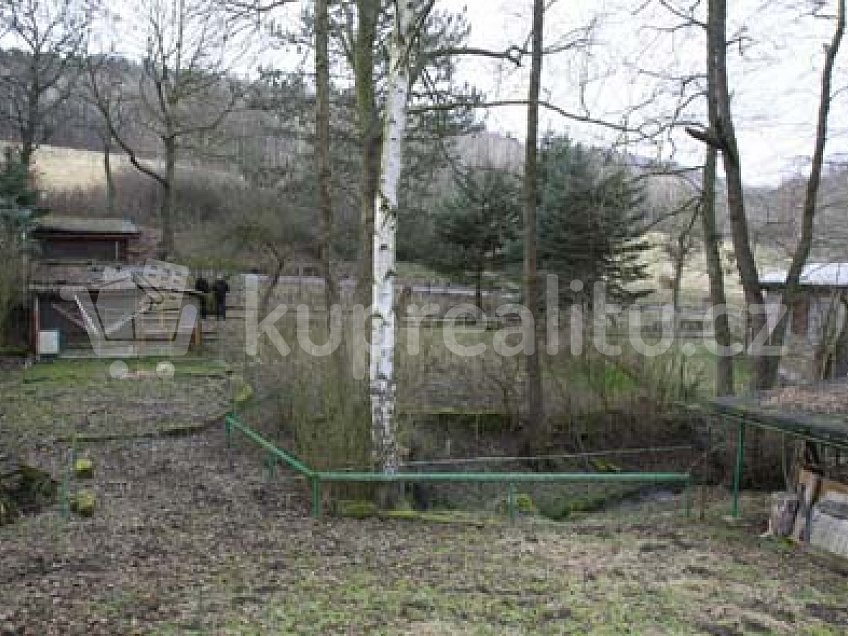 Prodej  stavebního pozemku 795 m^2 Ústí nad Labem-Sebuzín 403 02