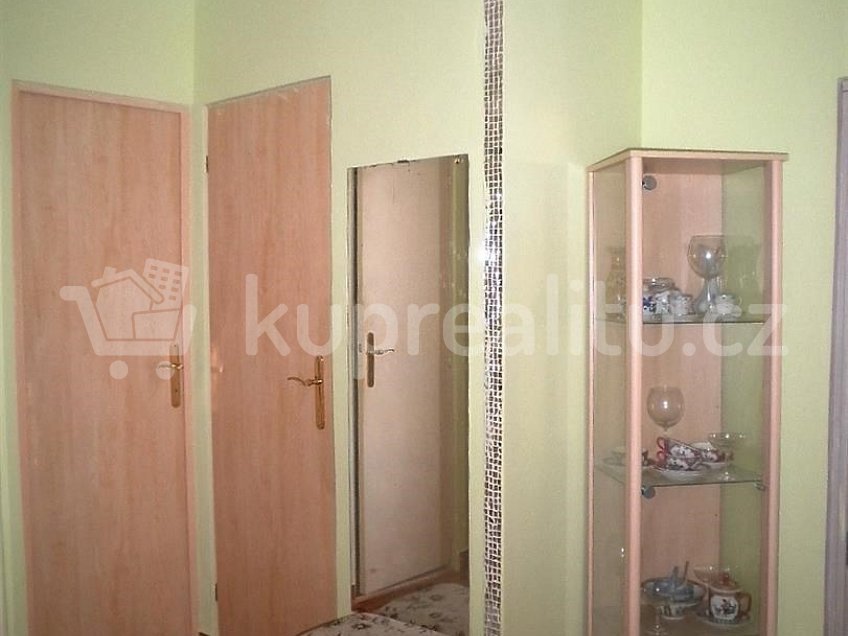 Prodej bytu 3+kk 65 m^2 Praha-Petrovice 10900