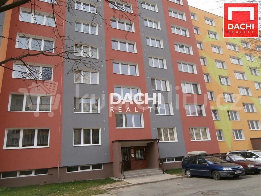Pronájem bytu 2+1 44 m^2 Černá cesta, Olomouc 77900