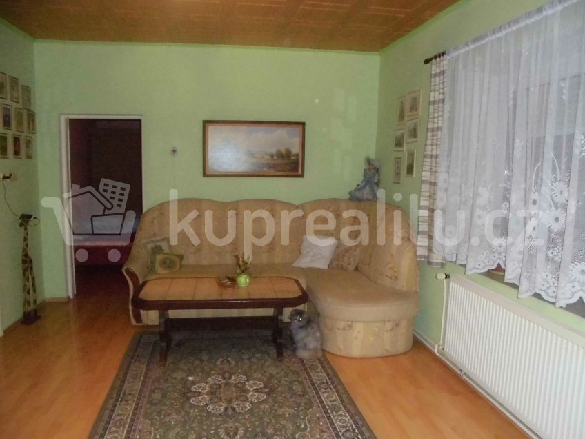 Prodej  domu 220 m^2 26, BEČOV U MOSTU 43526