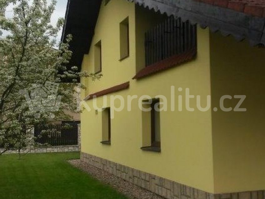 Prodej  rodinného domu 145 m^2 Dobrá 73951