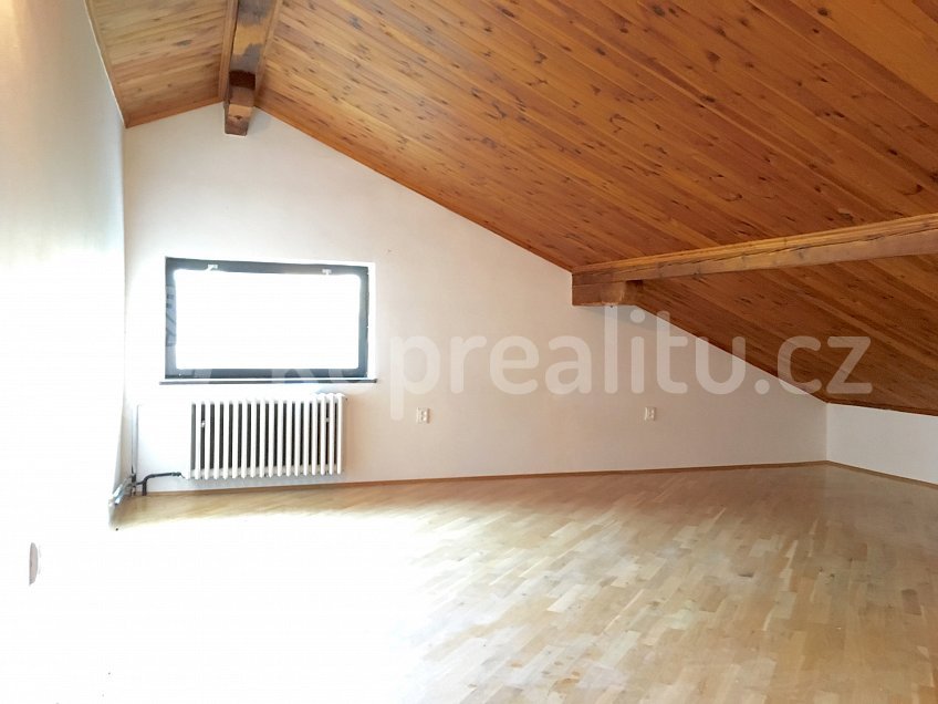 Prodej  rodinného domu 210 m^2 Dubový vrch, 716, Liberec 