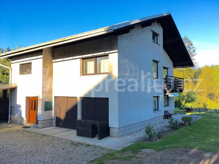 Prodej  rodinného domu 210 m^2 Dubový vrch, 716, Liberec 