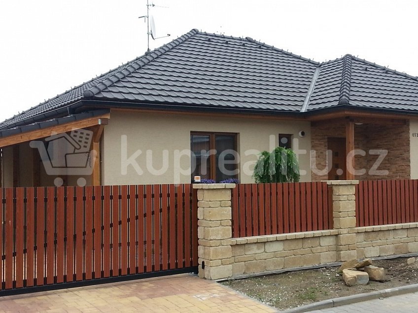 Prodej  rodinného domu 150 m^2 Slatina 56601
