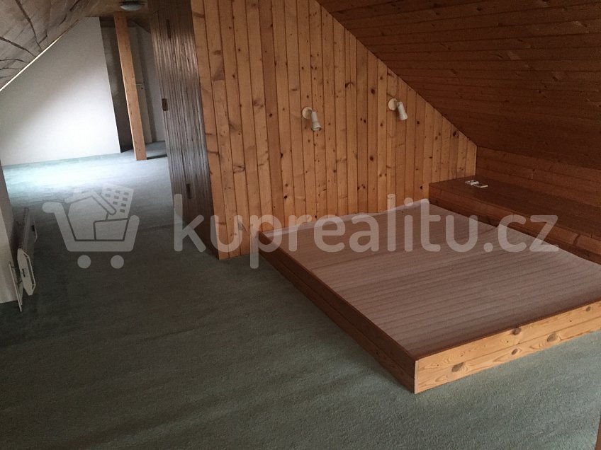 Pronájem bytu 4+kk 85 m^2 Krhanická, Praha 4 Kamýk 14200