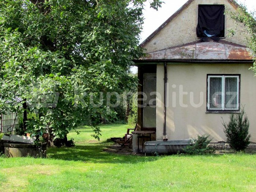 Prodej  domu 30 m^2 Na Vrších, Jaroměř 55101