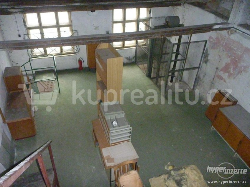 Prodej  skladu 838 m^2 Kosmonautů, Karlovy Vary, Rybáře 36005