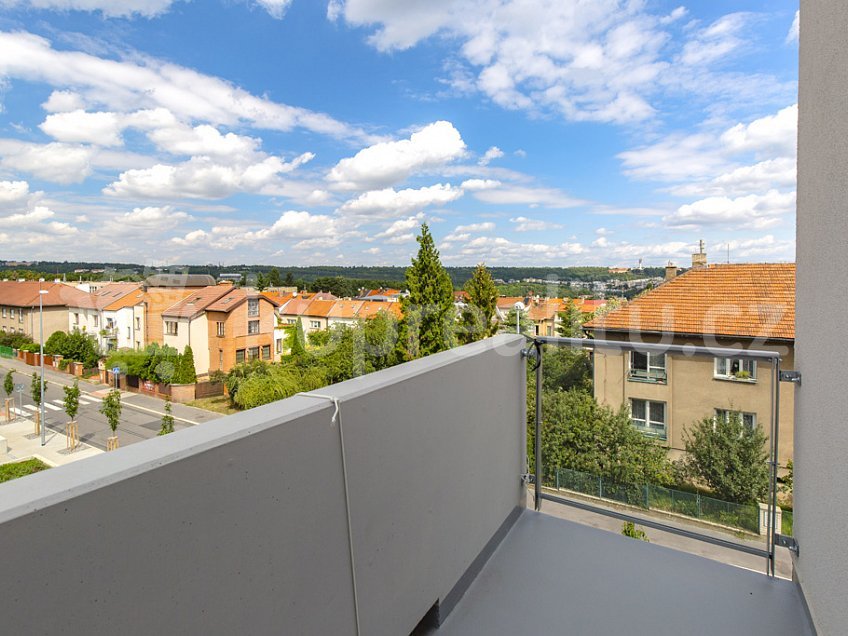 Prodej bytu 4+kk 124 m^2 Naskové, Praha 