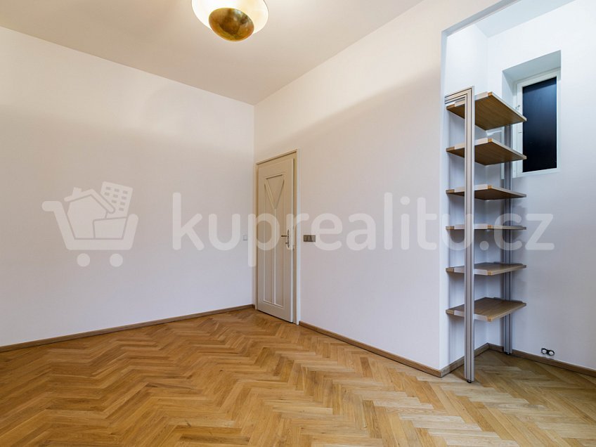Pronájem bytu 3+kk 111 m^2 Elišky Krásnohorské, Praha 