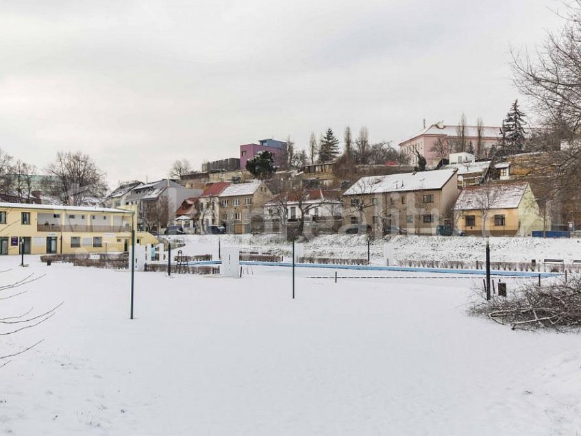 Prodej  stavebního pozemku 1193 m^2 Okrouhlická, Praha 