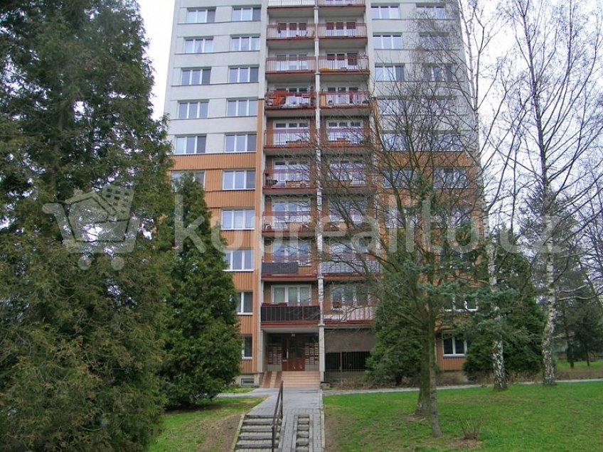 Pronájem bytu 1+kk 30 m^2 Petruškova 16, Ostrava-Zábřeh 70030