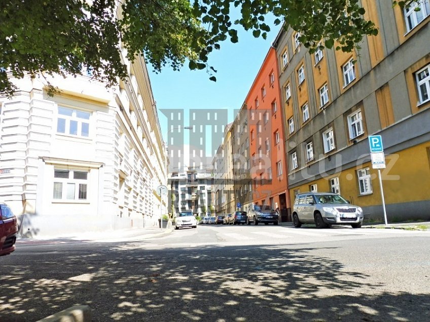 Prodej bytu 1+1 47 m^2 Andrštova 1, Praha - Libeň 