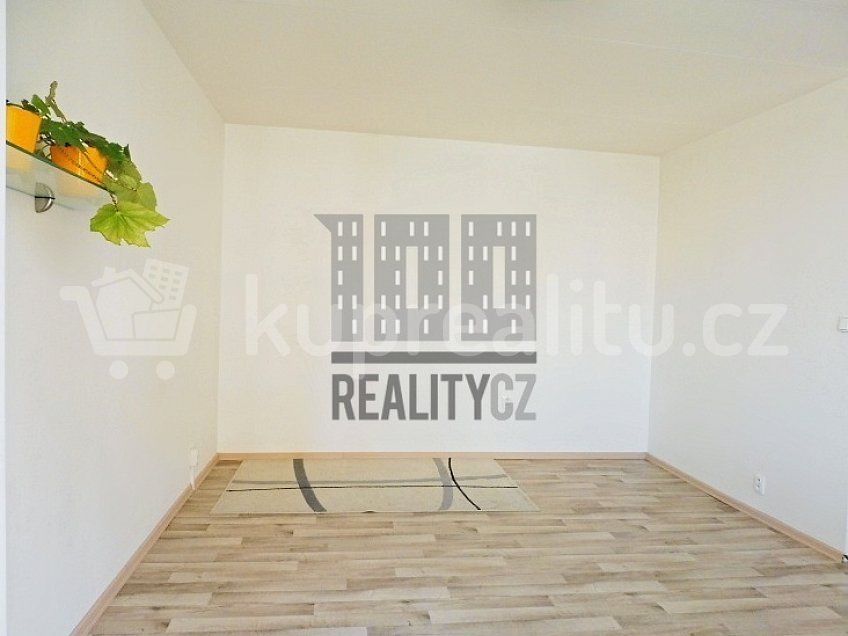 Prodej bytu 3+1 83 m^2 V průčelí 1, Praha - Chodov 