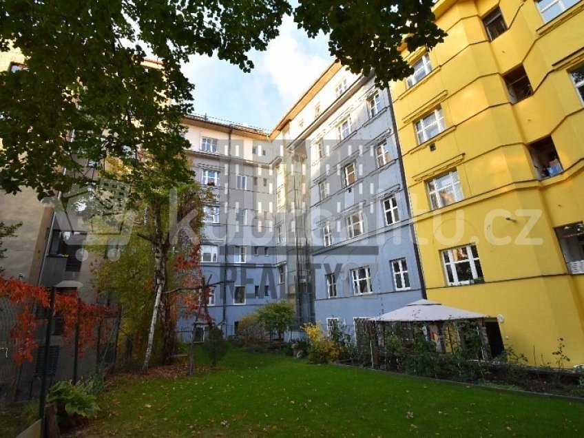 Prodej bytu 3+kk 119 m^2 Vršovická 1, Praha 