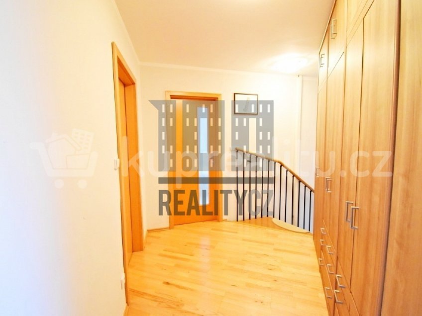 Prodej bytu 3+kk 119 m^2 Vršovická 1, Praha 