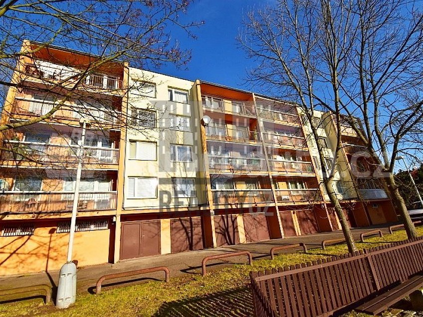 Prodej bytu 4+1 96 m^2 Chalabalova 1, Praha 