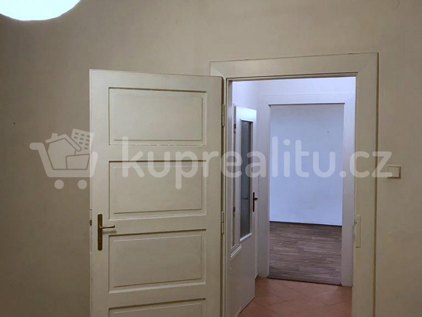 Prodej bytu 2+kk 45 m^2 Tylova 231, Jicin 50601