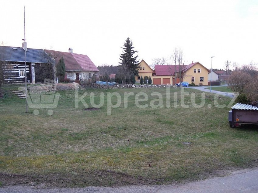 Prodej  stavebního pozemku 1233 m^2 Svatý Jiří,  obec Loučky 56501