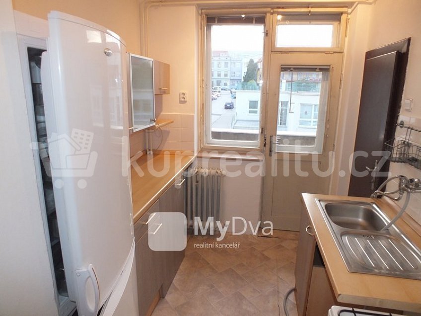 Pronájem bytu 2+1 52 m^2 Mládeže 1, Znojmo 