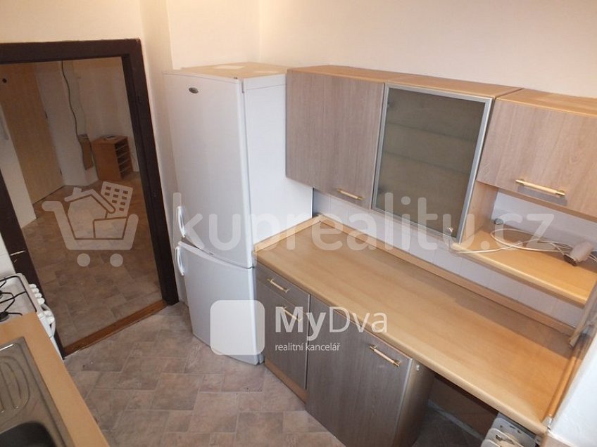 Pronájem bytu 2+1 52 m^2 Mládeže 1, Znojmo 