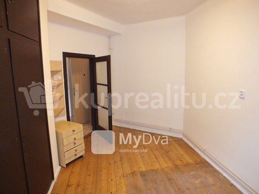 Pronájem bytu 2+1 52 m^2 Mládeže 1, Znojmo 
