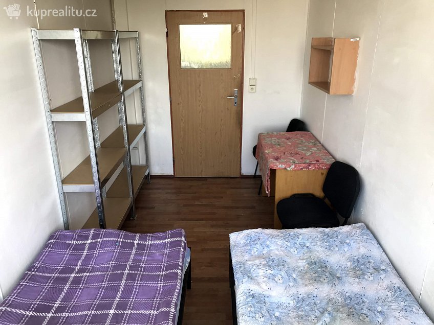 Pronájem bytu - pokoj 20 m^2 K terminálu 9a, Brno 60200