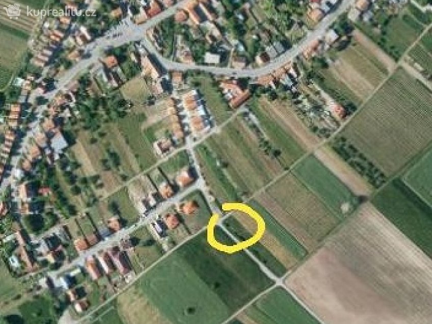Prodej  pole 461 m^2 Pavlov 69201