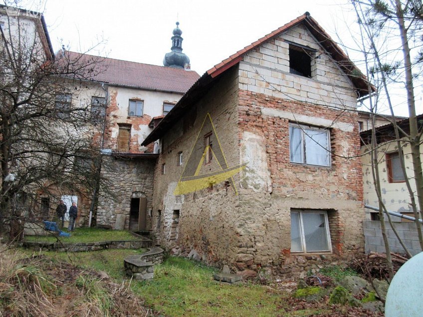 Prodej  rodinného domu 400 m^2 Benešov nad Černou 76, Benešov nad Černou 