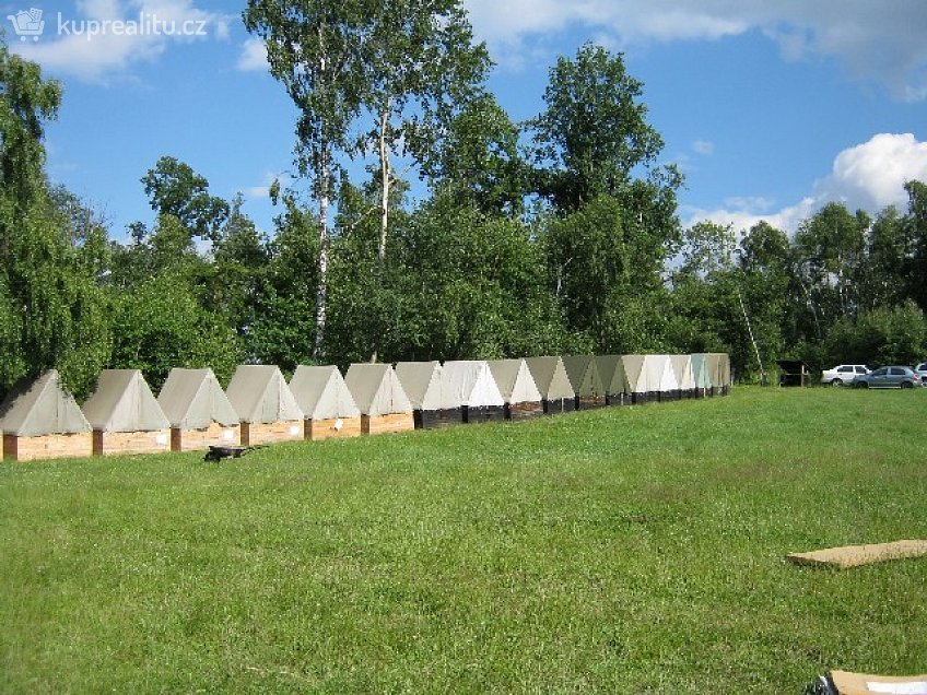 Pronájem  stavebního pozemku 42 m^2 nuselská 66, Praha 14000