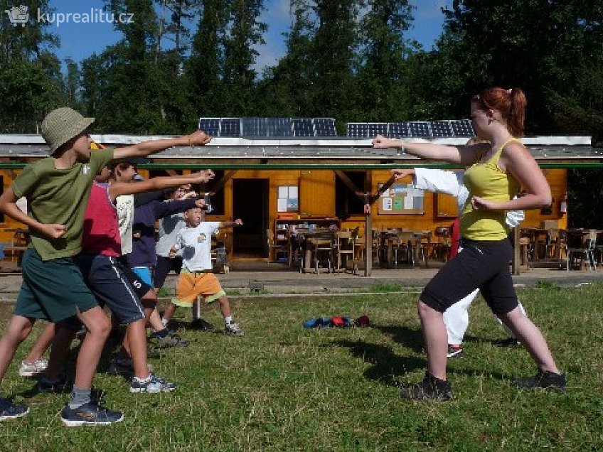 Pronájem  stavebního pozemku 42 m^2 nuselská 66, Praha 14000